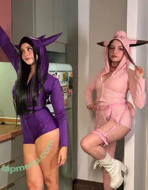 iCata nude photo #0060