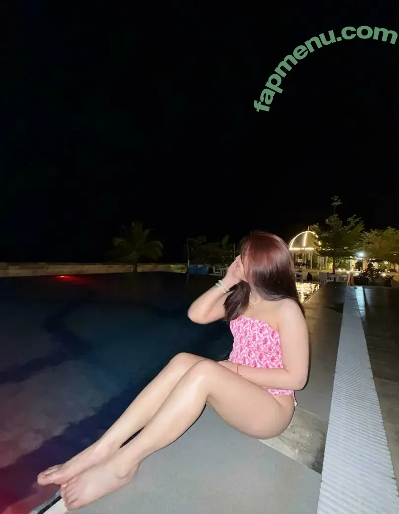 ice_coffee_mainit nude photo #0027 (Yating Faye Ho Reyes / icecoffeemainitulo)