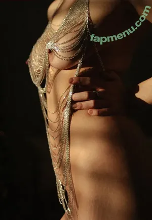 ice_sparrow / ice_lu_93 nude photo #0093