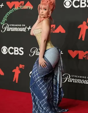 Ice Spice / Icespicee_ / icespice / icespicemusic1 nude photo #0104