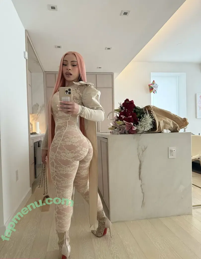 Ice Spice nude photo #0285 (Icespicee_ / icespice / icespicee / icespicemusic1 / spiceandice)