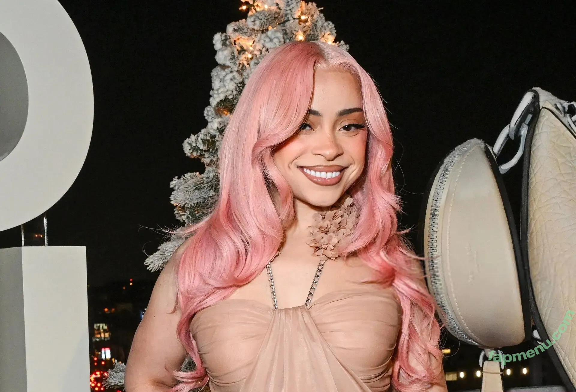 Ice Spice nude photo #0321 (Icespicee_ / icespice / icespicee / icespicemusic1 / spiceandice)