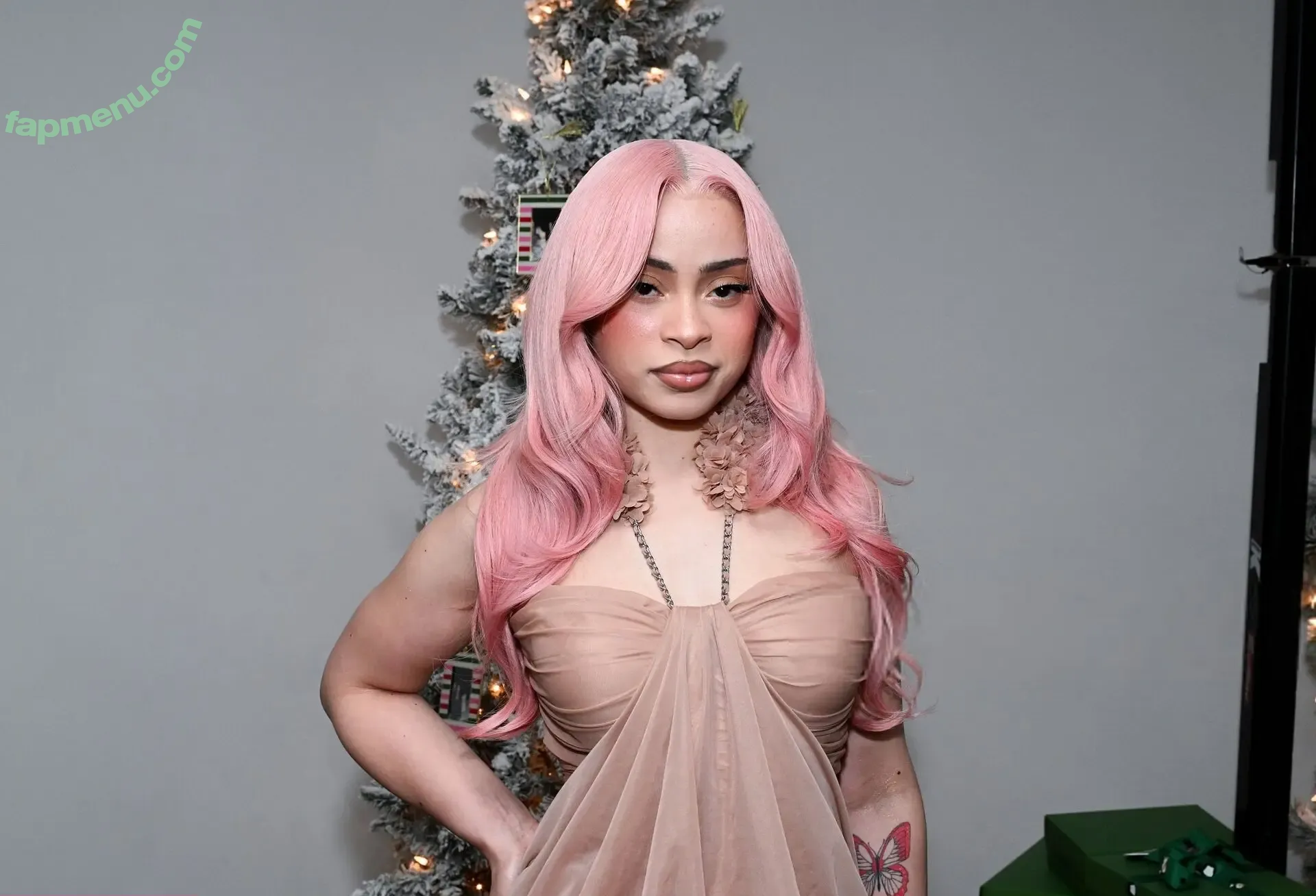 Ice Spice nude photo #0325 (Icespicee_ / icespice / icespicee / icespicemusic1 / spiceandice)