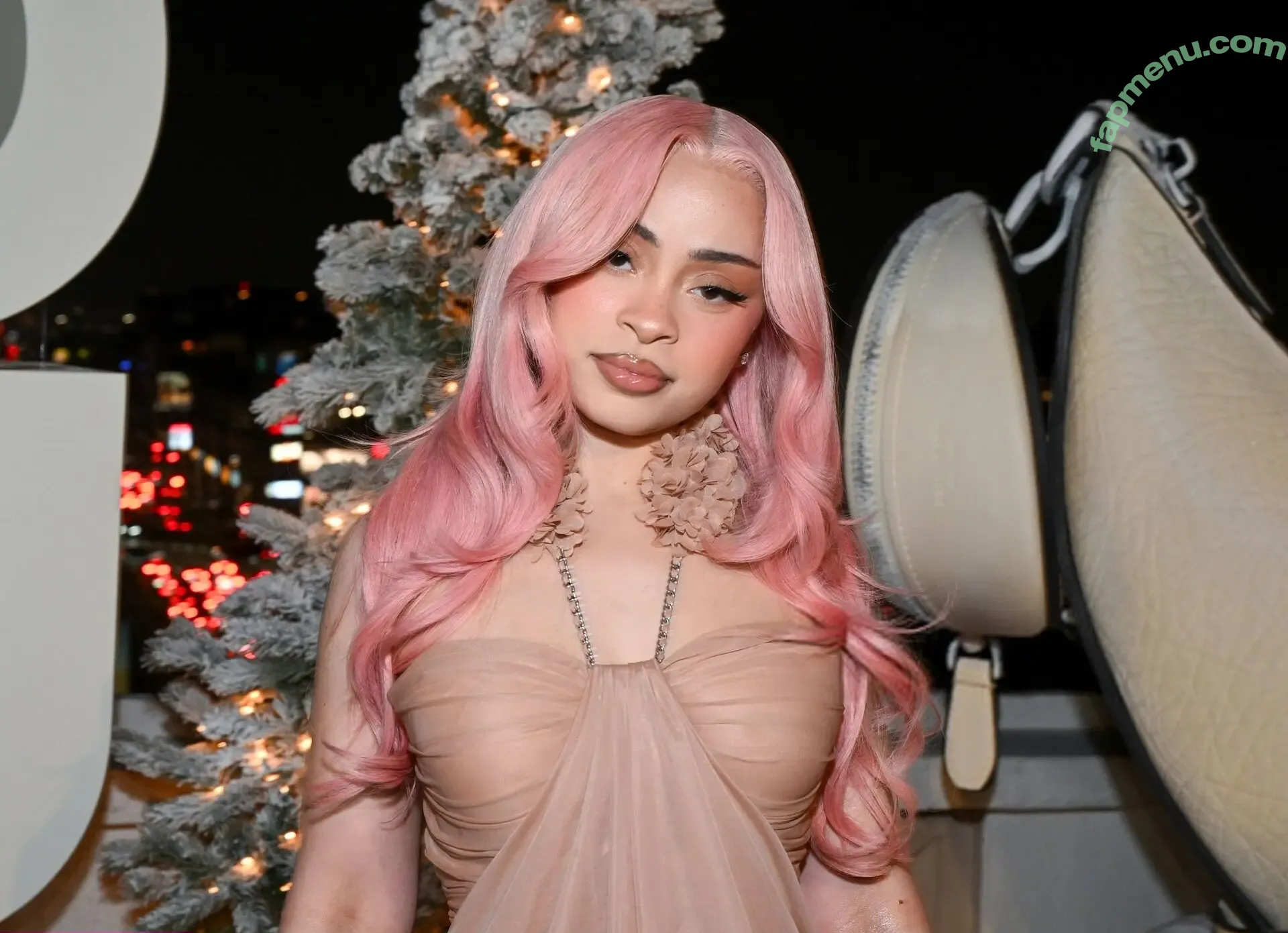 Ice Spice nude photo #0326 (Icespicee_ / icespice / icespicee / icespicemusic1 / spiceandice)