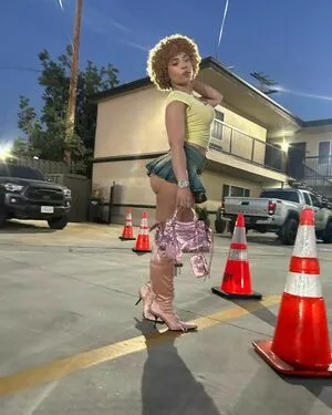 Ice Spice / Icespicee_ / icespicee / spiceandice nude photo #0385