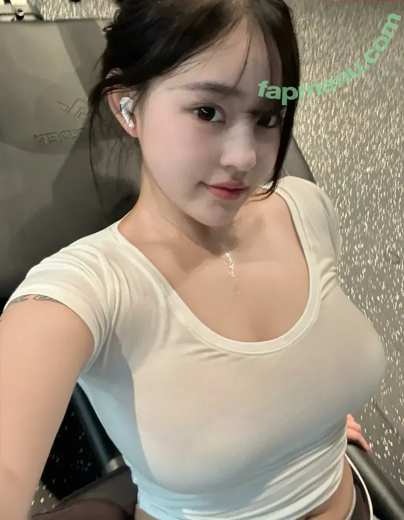 ice_xiaoyu nude photo #0260 (icexiaoyu / ice嬣 / itsiceithink / 小U优优子 / 小优)