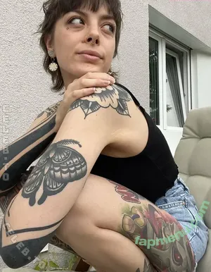 Icedbabygirrl nude photo #0026