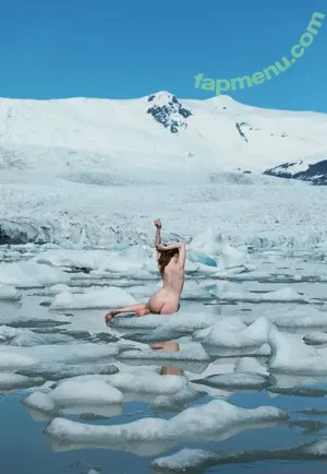 Icelandic Selkie / icelandicselkie / realmofhel.free nude photo #0037