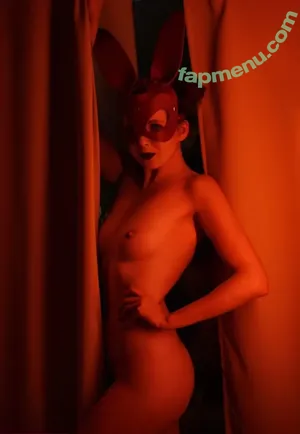 Icelandic Selkie / icelandicselkie / realmofhel.free nude photo #0066