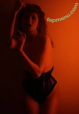 Icelandic Selkie / icelandicselkie / realmofhel.free nude photo #0137