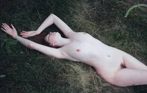 Icelandic Selkie / icelandicselkie / realmofhel.free nude photo #0237