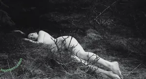 Icelandic Selkie / icelandicselkie / realmofhel.free nude photo #0241