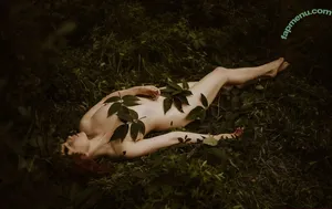 Icelandic Selkie / icelandicselkie / realmofhel.free nude photo #0296