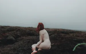 Icelandic Selkie / icelandicselkie / realmofhel.free nude photo #0358