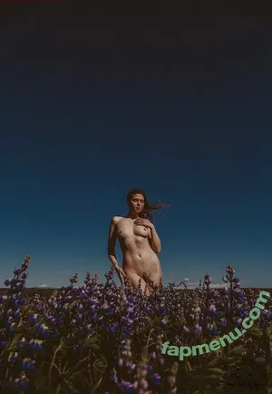 Icelandic Selkie / icelandicselkie / realmofhel.free nude photo #0395