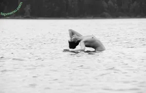 Icelandic Selkie / icelandicselkie / realmofhel.free nude photo #0425