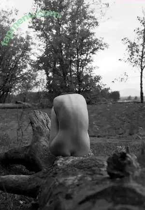 Icelandic Selkie / icelandicselkie / realmofhel.free nude photo #0456