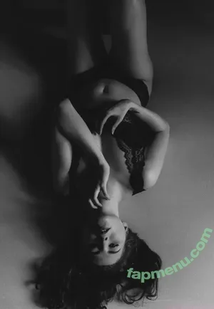 Icelandic Selkie / icelandicselkie / realmofhel.free nude photo #0503