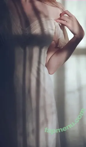 Icelandic Selkie / icelandicselkie / realmofhel.free nude photo #0530