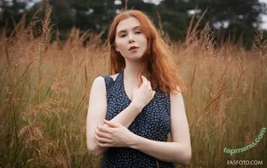 Icelandic Selkie / icelandicselkie / realmofhel.free nude photo #0542