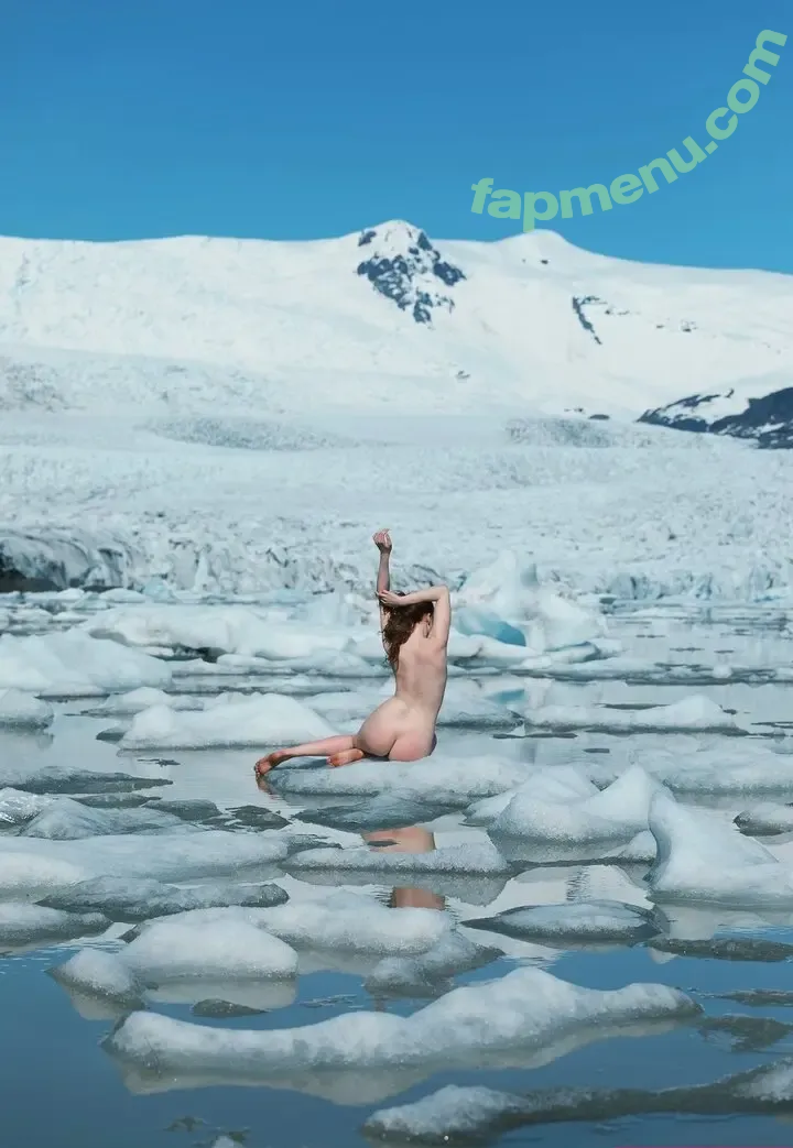 Icelandic Selkie nude photo #0037 (icelandicselkie / realmofhel.free)
