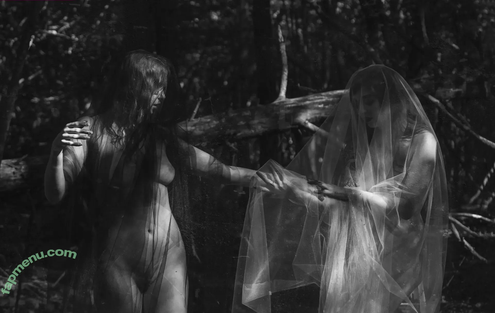 Icelandic Selkie nude photo #0092 (icelandicselkie / realmofhel.free)