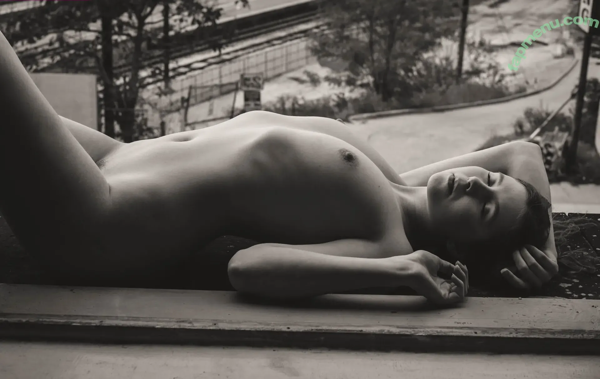 Icelandic Selkie nude photo #0106 (icelandicselkie / realmofhel.free)