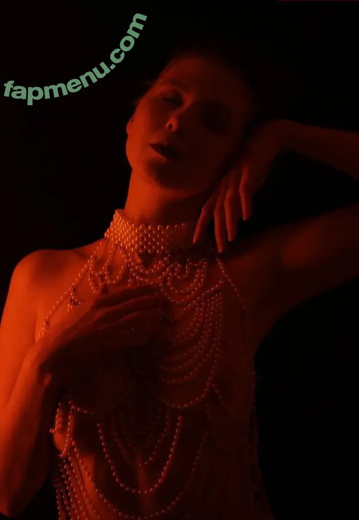 Icelandic Selkie nude photo #0123 (icelandicselkie / realmofhel.free)