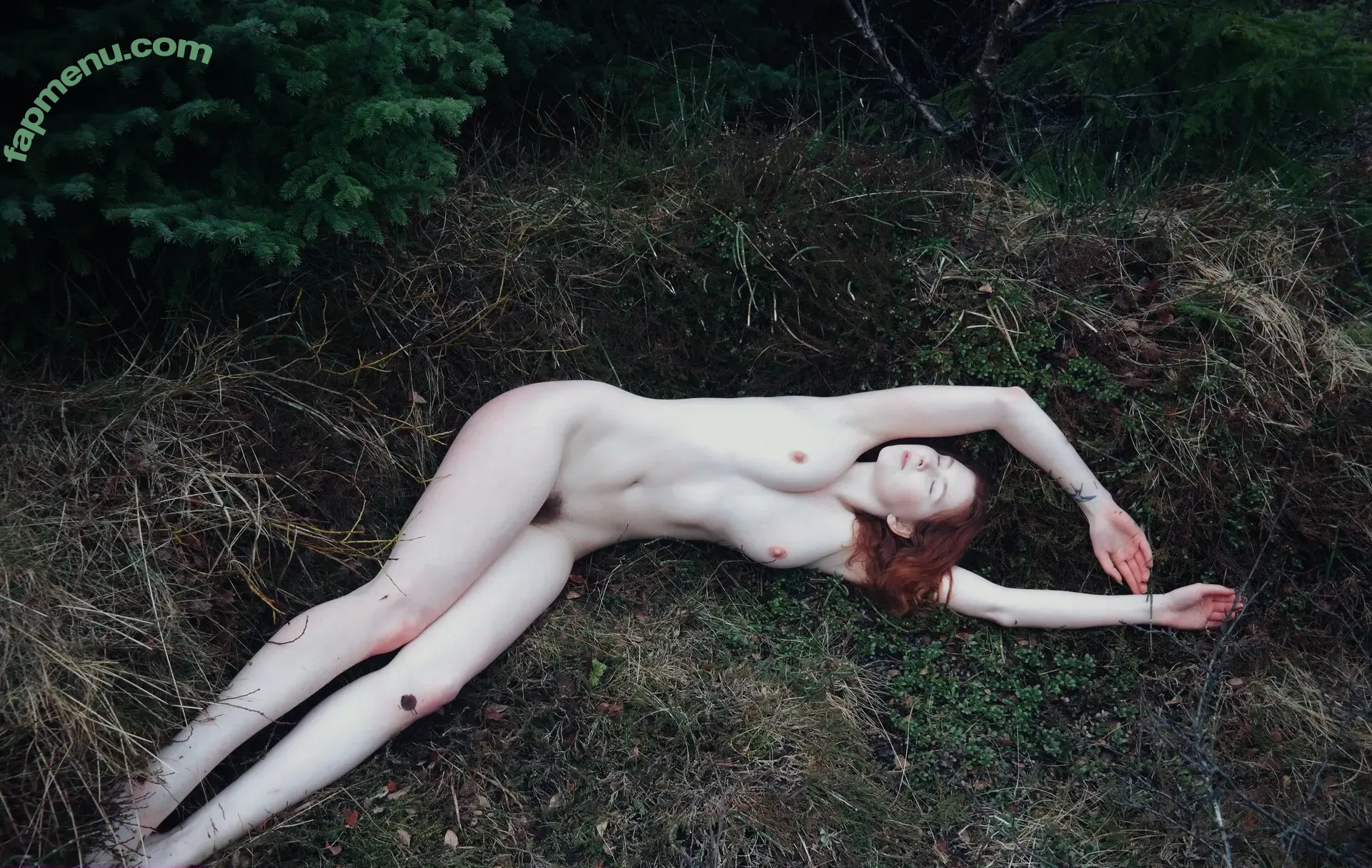 Icelandic Selkie nude photo #0235 (icelandicselkie / realmofhel.free)