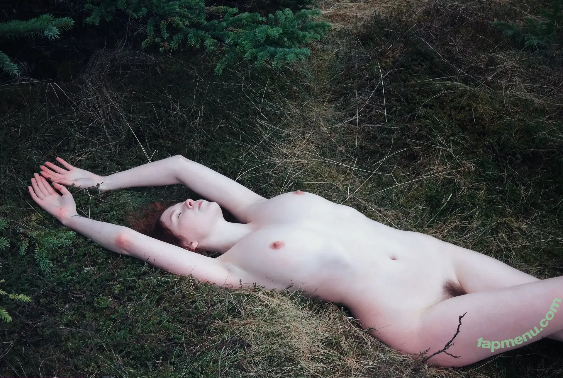 Icelandic Selkie nude photo #0238 (icelandicselkie / realmofhel.free)