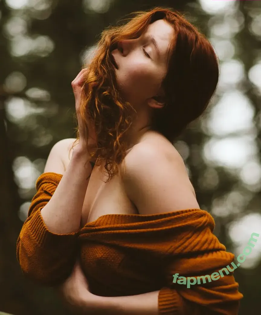 Icelandic Selkie nude photo #0255 (icelandicselkie / realmofhel.free)