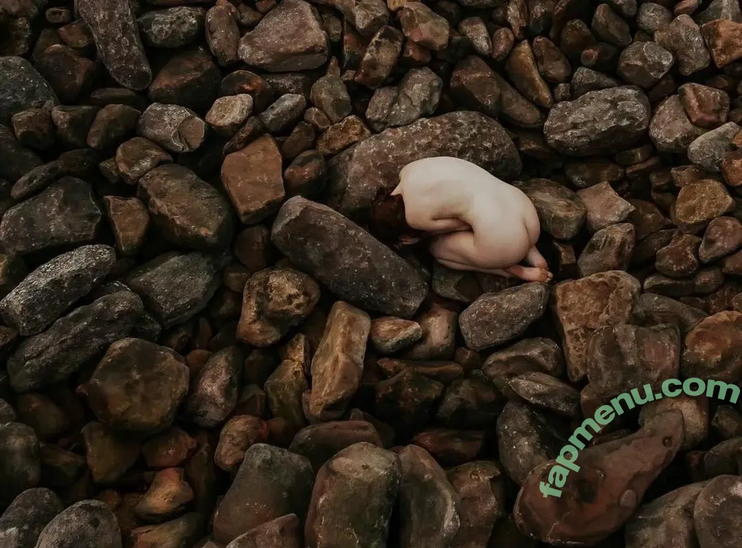 Icelandic Selkie nude photo #0268 (icelandicselkie / realmofhel.free)