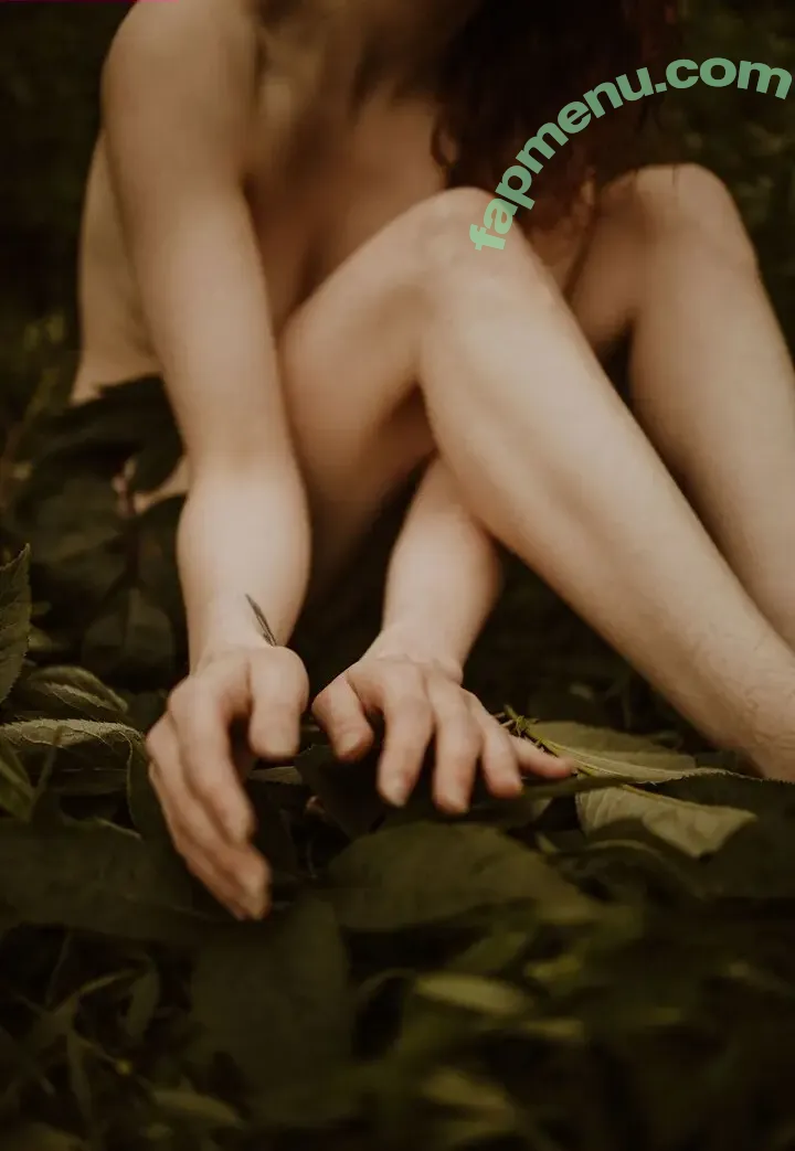 Icelandic Selkie nude photo #0307 (icelandicselkie / realmofhel.free)