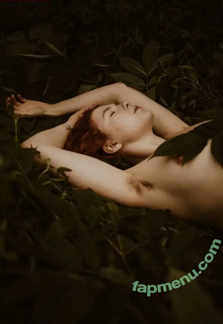 Icelandic Selkie nude photo #0317 (icelandicselkie / realmofhel.free)