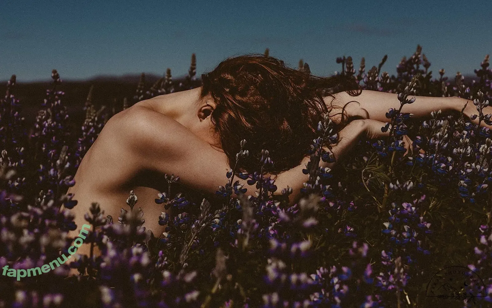 Icelandic Selkie nude photo #0415 (icelandicselkie / realmofhel.free)