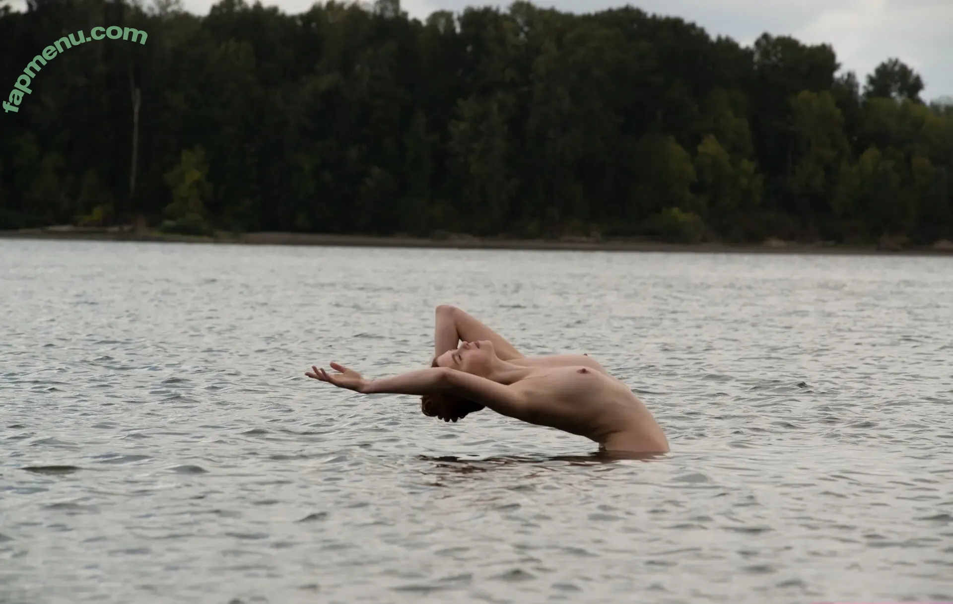 Icelandic Selkie nude photo #0424 (icelandicselkie / realmofhel.free)