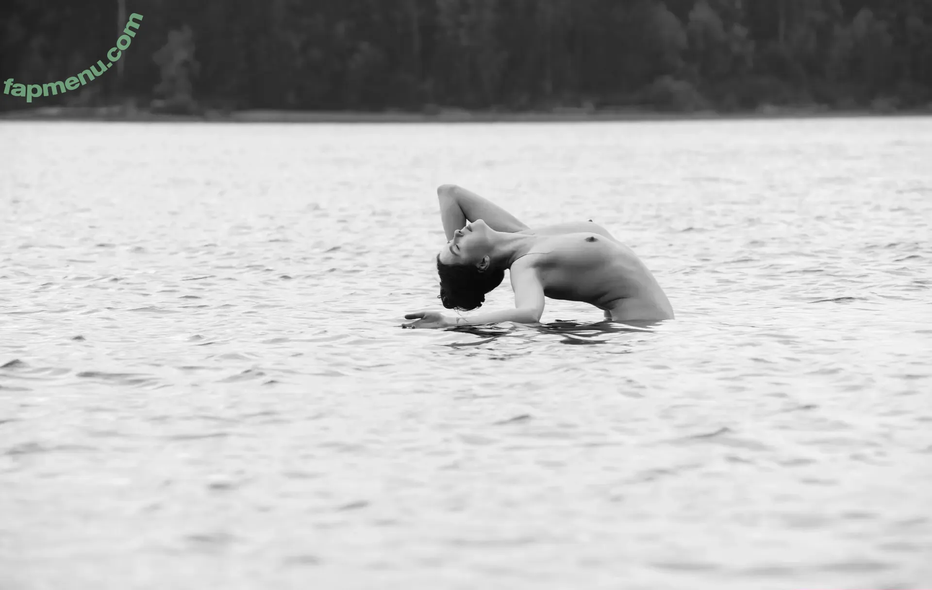 Icelandic Selkie nude photo #0425 (icelandicselkie / realmofhel.free)