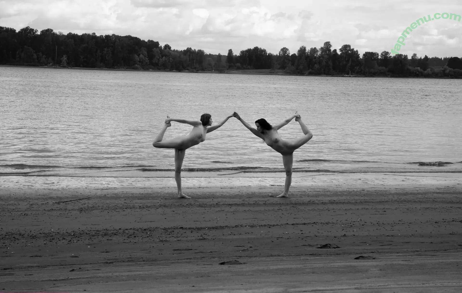 Icelandic Selkie nude photo #0460 (icelandicselkie / realmofhel.free)