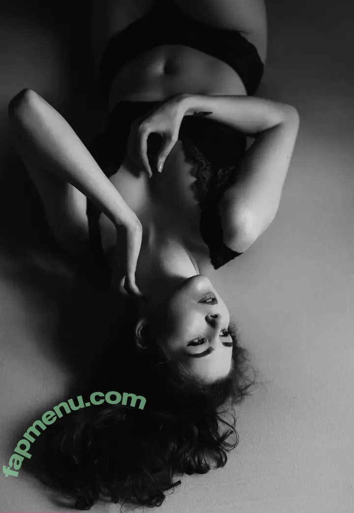 Icelandic Selkie nude photo #0502 (icelandicselkie / realmofhel.free)