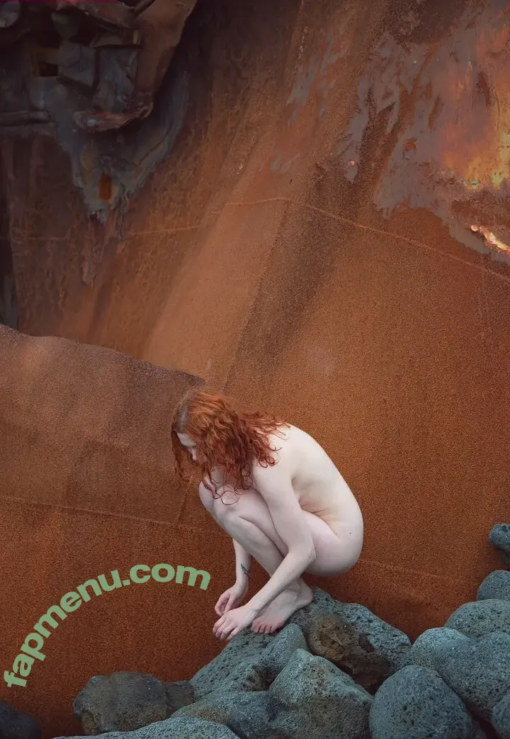 Icelandic Selkie nude photo #0571 (icelandicselkie / realmofhel.free)