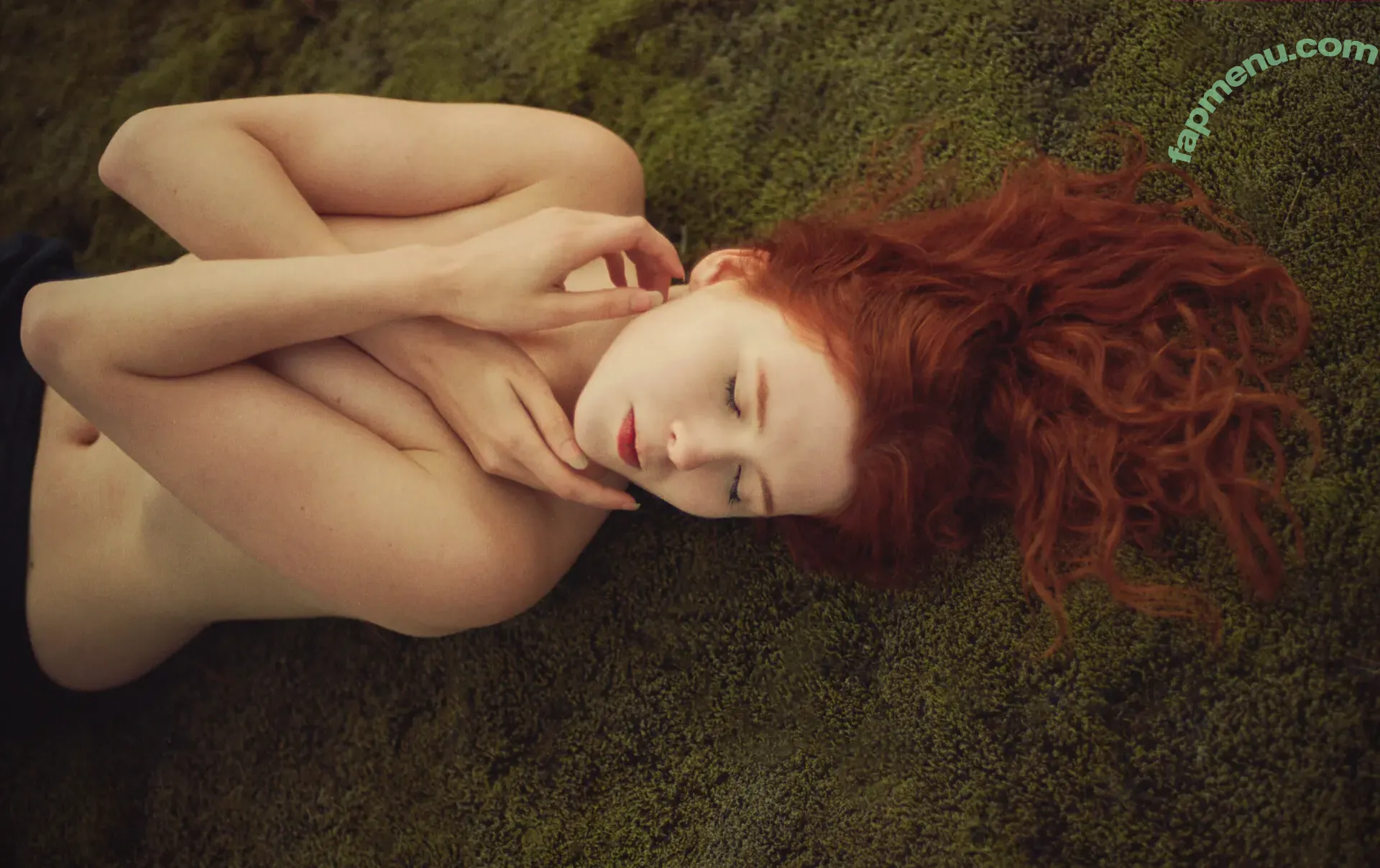 Icelandic Selkie nude photo #0696 (icelandicselkie / realmofhel.free)