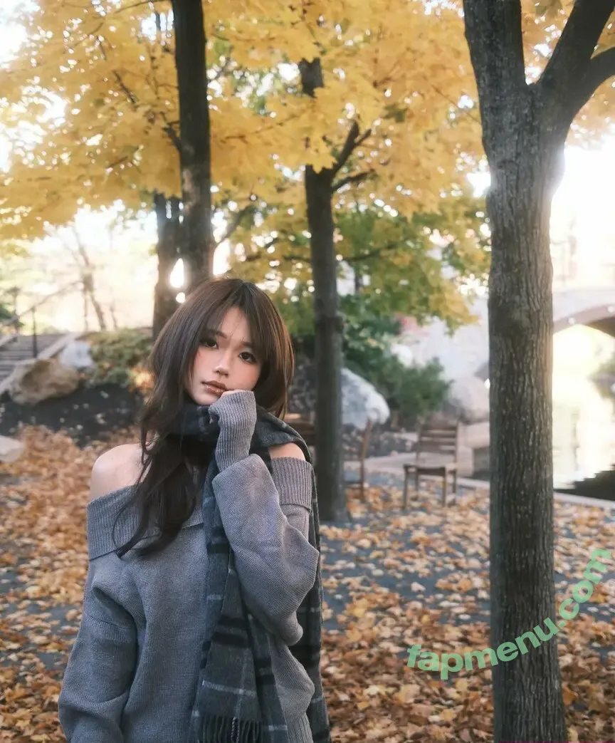 iceyyyzhou nude photo #0046 (iceyyyowo)