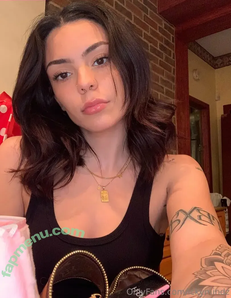 ickymindz nude photo #0011 (ickyemz)