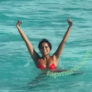 iconicakes / alycakes__ / sara deshmukh / saradeshmukhhh nude photo #0053