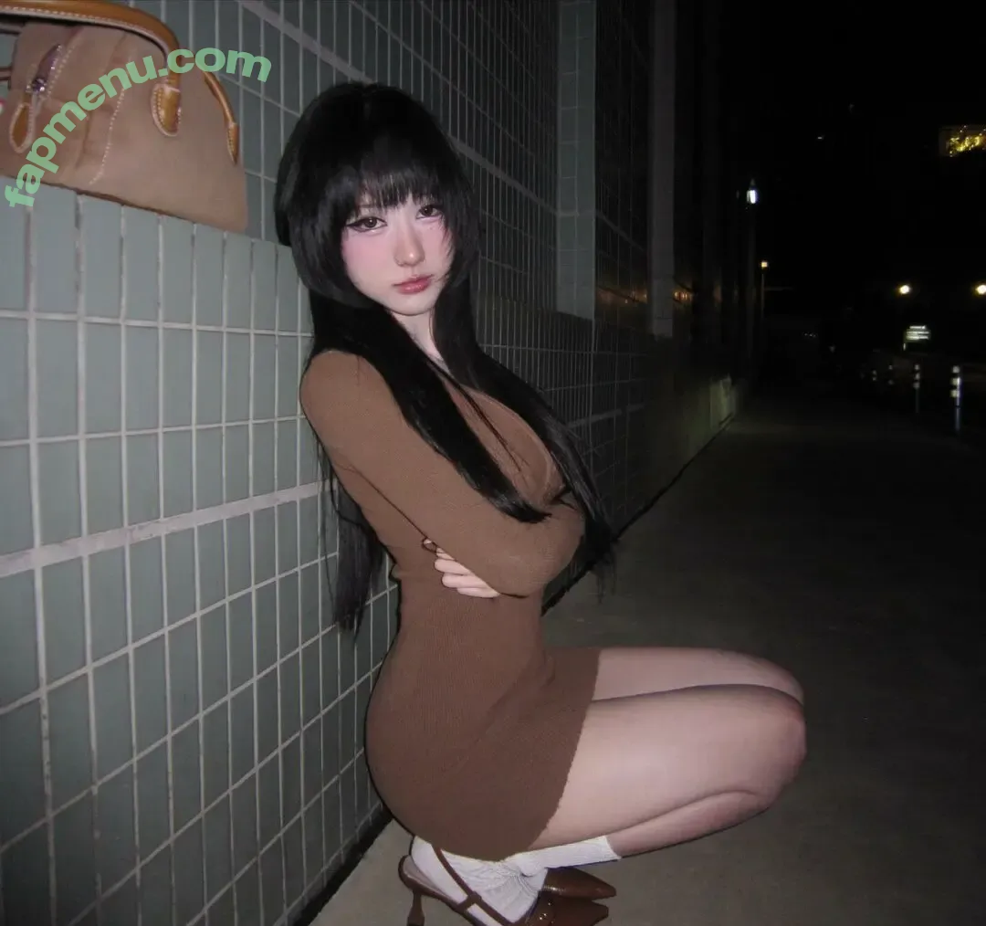 idontwannabeyouanymore nude photo #0103 (idontwannabeyouanymore.u)