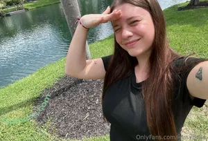 Ieasybella / izzysweet_ nude photo #0015