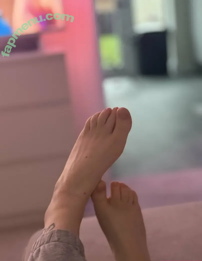 iFaerae nude photo #0060 (Rae / Rxt_Rat / eipher)