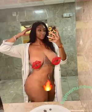  nude photo #0007