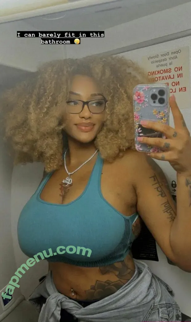 Ifeoma Sophia nude photo #0016 (Ifeoma Sophia)