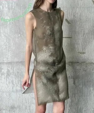 Ifer Rourke nude